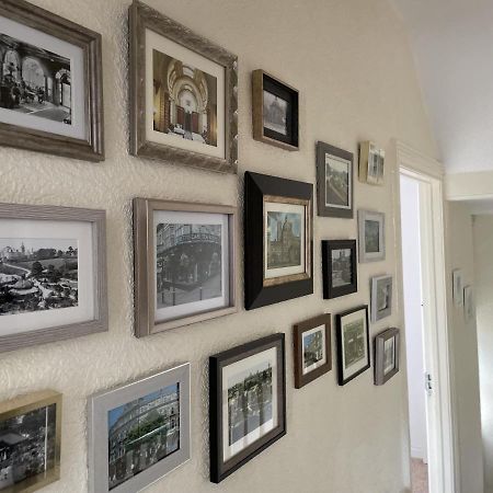 4 Bedroom House In Harrogate Town Centre Eksteriør billede