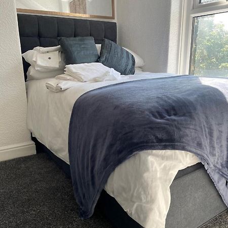 4 Bedroom House In Harrogate Town Centre Eksteriør billede