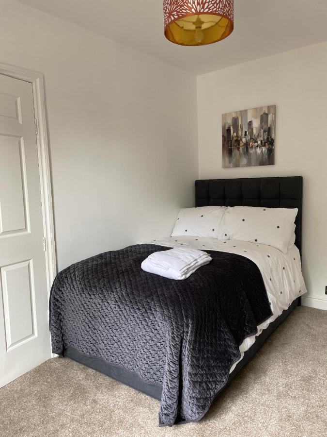4 Bedroom House In Harrogate Town Centre Eksteriør billede