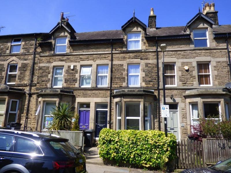 4 Bedroom House In Harrogate Town Centre Eksteriør billede