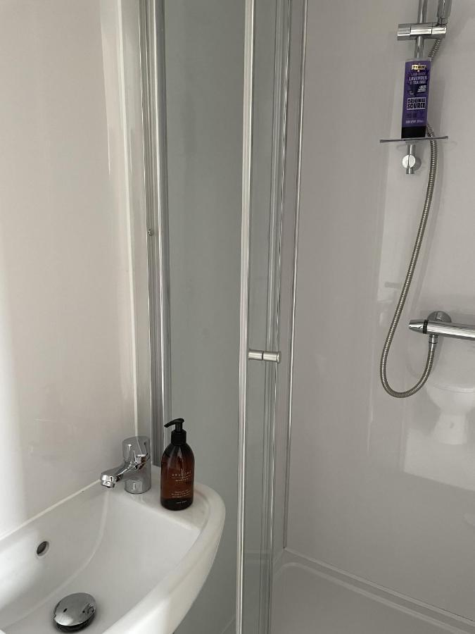 4 Bedroom House In Harrogate Town Centre Eksteriør billede