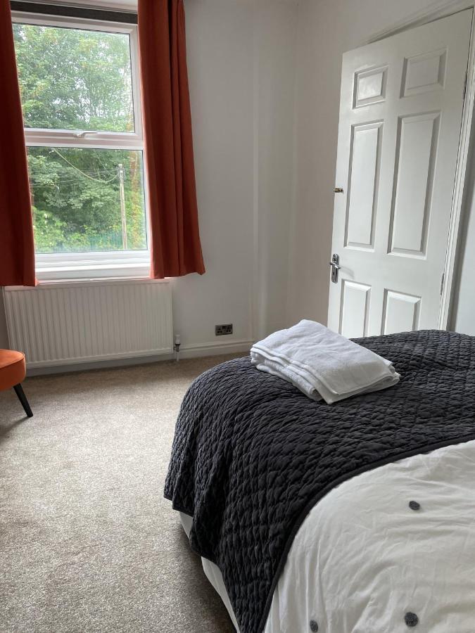 4 Bedroom House In Harrogate Town Centre Eksteriør billede